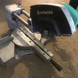 Hitachi 8 1/4 Slide Compound Saw