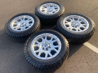 20” Ultra Machined 6 lug Rims & 275/60R20 AT Tires ~ New Takeoff Condition. Perfect for your Chevy Silverado Sierra tahoe Yukon Denali avalanche Escal