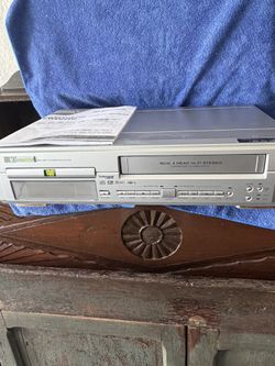 DVD Player,with Video Cassette Recorder With Remote.