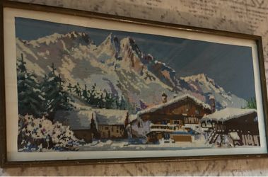 Picture frame/ knitted picture