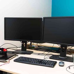 Dual Computer Set Up 