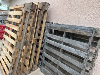 Free Wood Pallets, Solar Water Heater, Folding Tables, Office Chairs