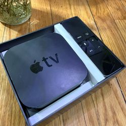 Apple TV 4th 32 GB – Excellent Condition