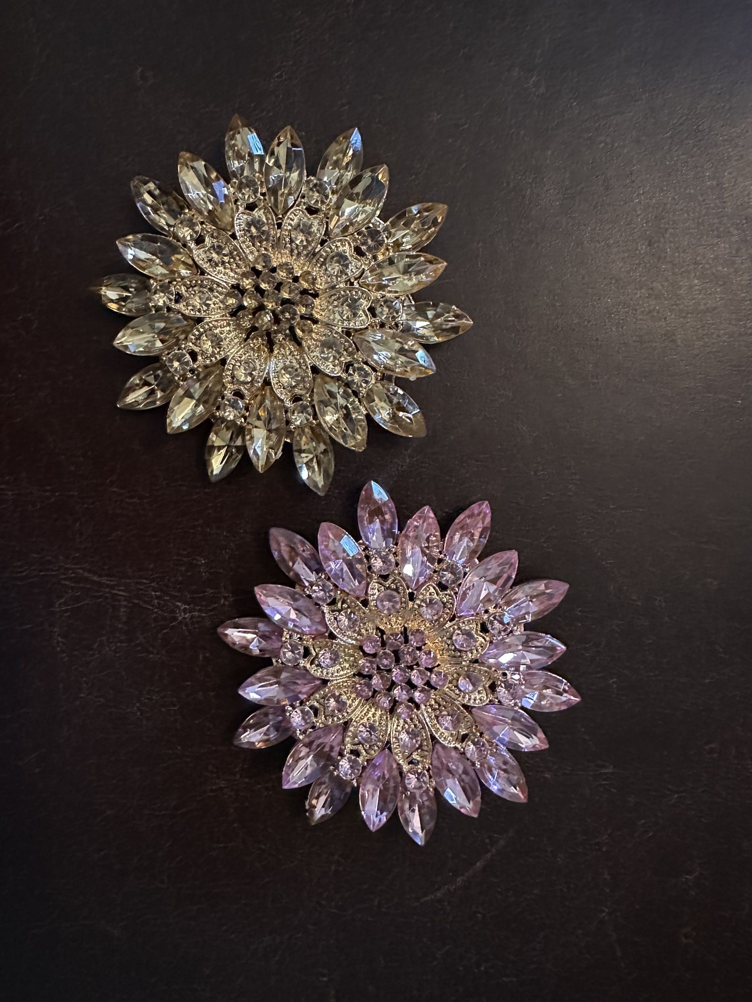 Set of 2 Sparkling Brooches