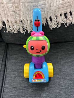 COCO MELON VACUUM TOY