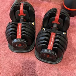 BEST OFFER! Bow flex adjustable dumbells plus adjustable kettlebells 
