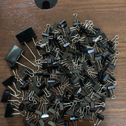 Binder Clips 155+ Mixed Sizes .75 Inch Small, 1.25 Inch Medium, 2 Inch Jumbo New/Used