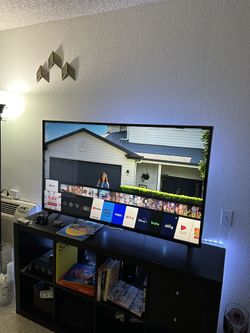 LG  55" 4K ThinQ TV With Box