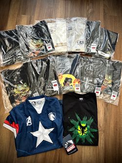 New 13 Mixed sizes League of Legends Shirt bundle