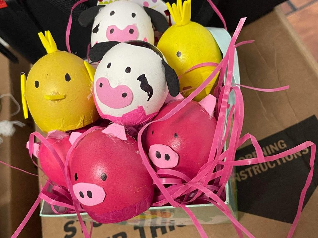 confetti Easter eggs