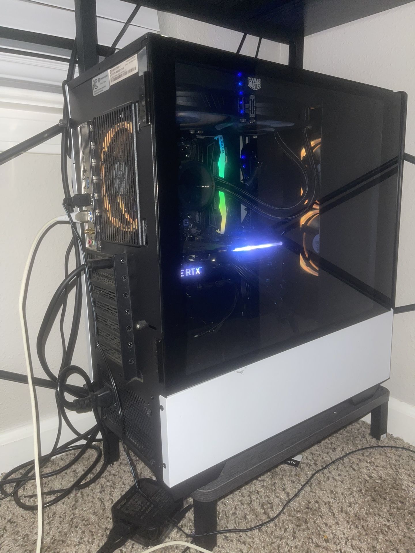 Cyber power pc and monitor