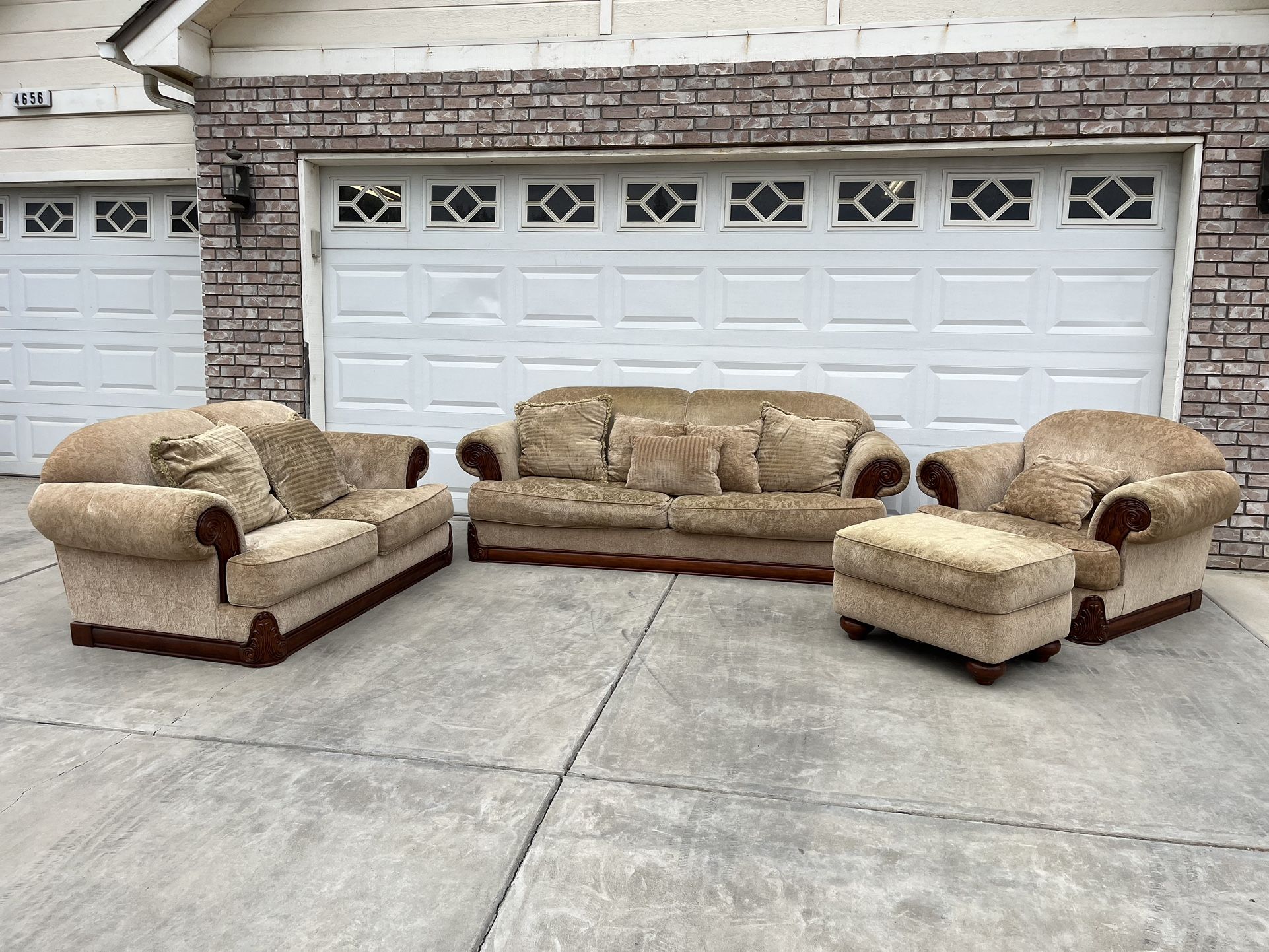 Used Couch Set for Sale in Fresno, CA OfferUp