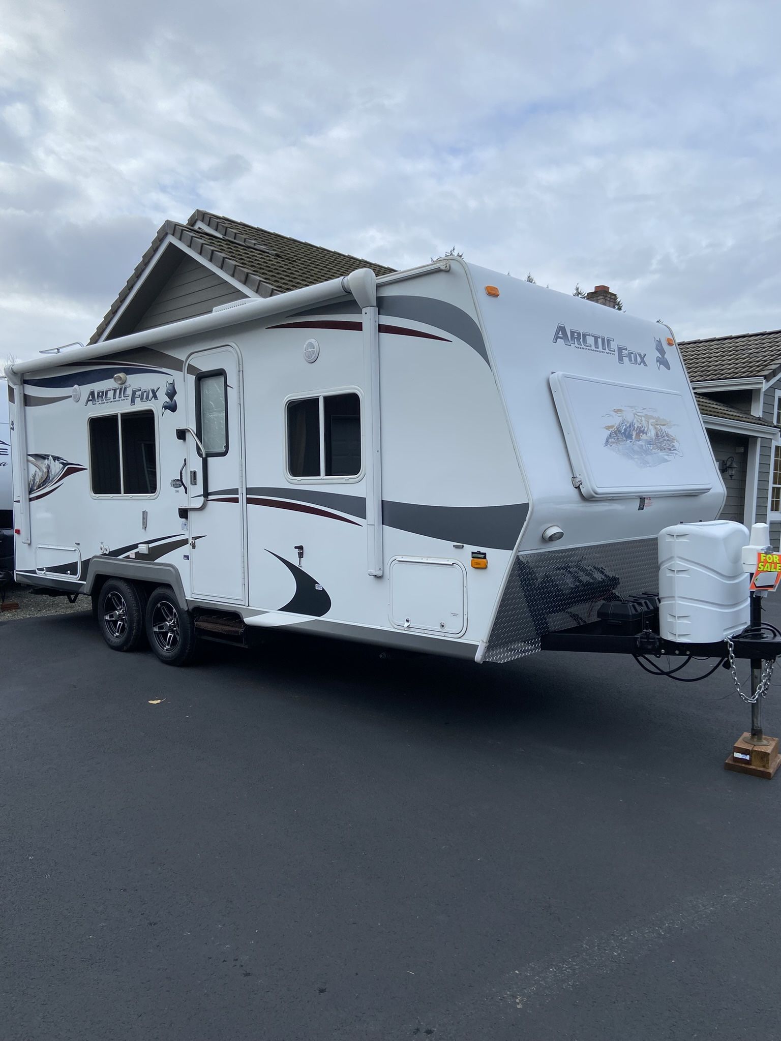 2011 Northwood Arctic Fox 22CQ