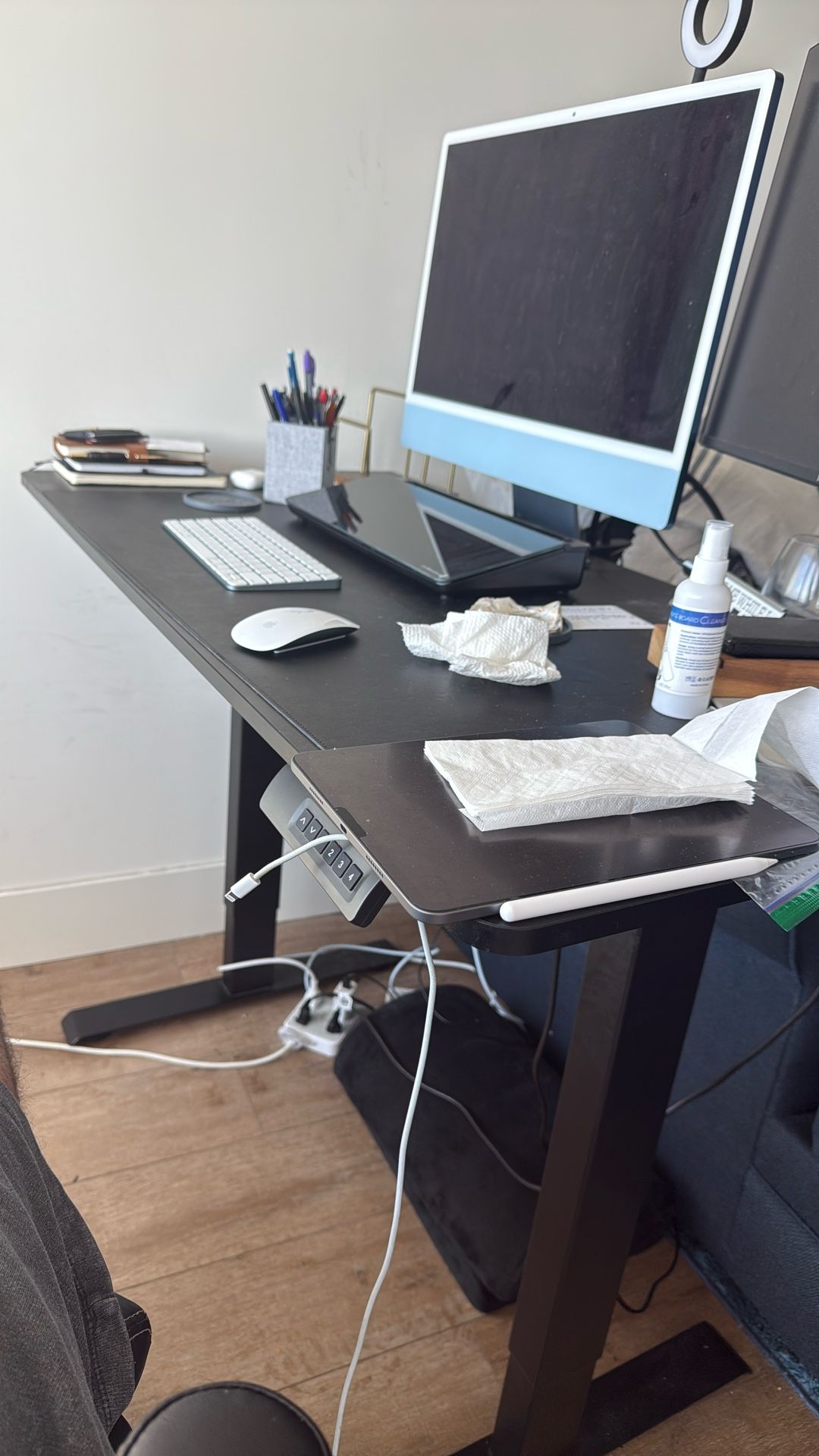 Standing desk
