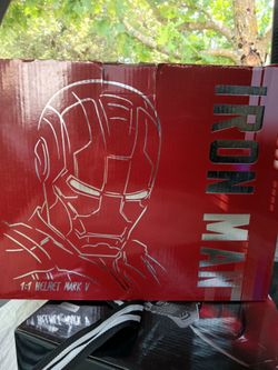 Auto king Iron man 1:1 helmet mark v w/ ted sno base