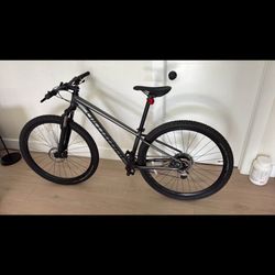 Bike for Sale – Excellent Condition (Specialized Rockhopper Style)