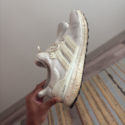 Ultra boost 4.0 Triple White Size 10.5