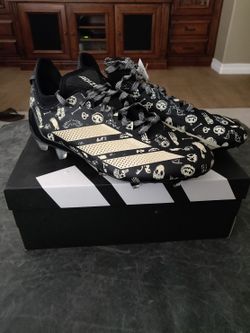 BNIB_Adidas Football Cleats _ 10m