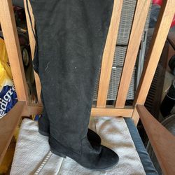 Black Knee Boots 