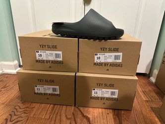 Adidas Yeezy slide dark onyx size 10 & 11 (2024)