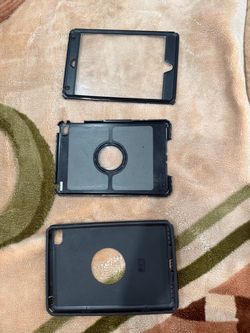 Black iPad Protective Case Three-Piece