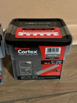 Collated Cortex #9 x 2-1/2 in. Hidden Deck Screw Fasteners Collated Plugs & Bits Pebble Grey (224 Scrw, 240 Plg, 2 Bits)