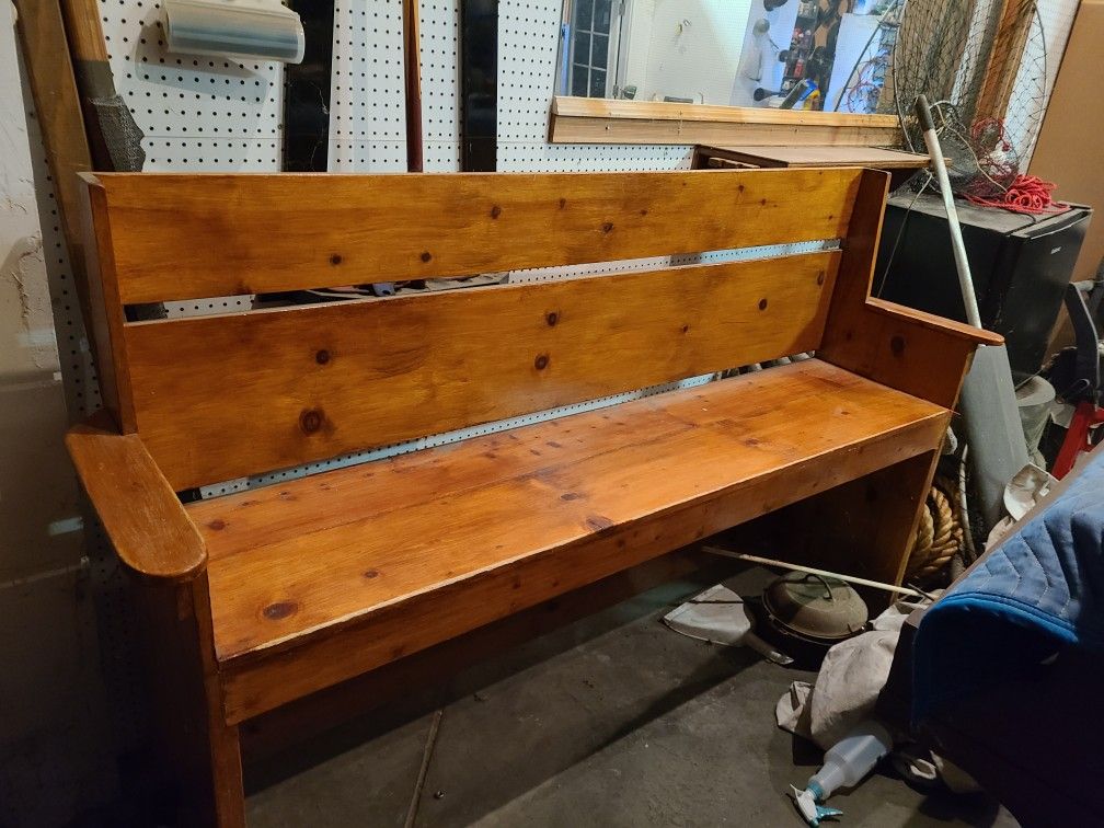 Tall Pine Pool Hall Bench Seat