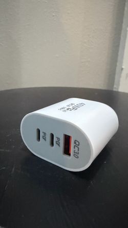 Lightly Used 40W PD 3.0 QC 3.0 Dual USB-C + USB-A Fast Wall Charger