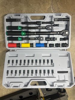Torque wrench set