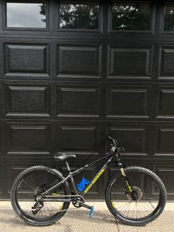 Rocky Vertex Mountain Kids Bike 24”