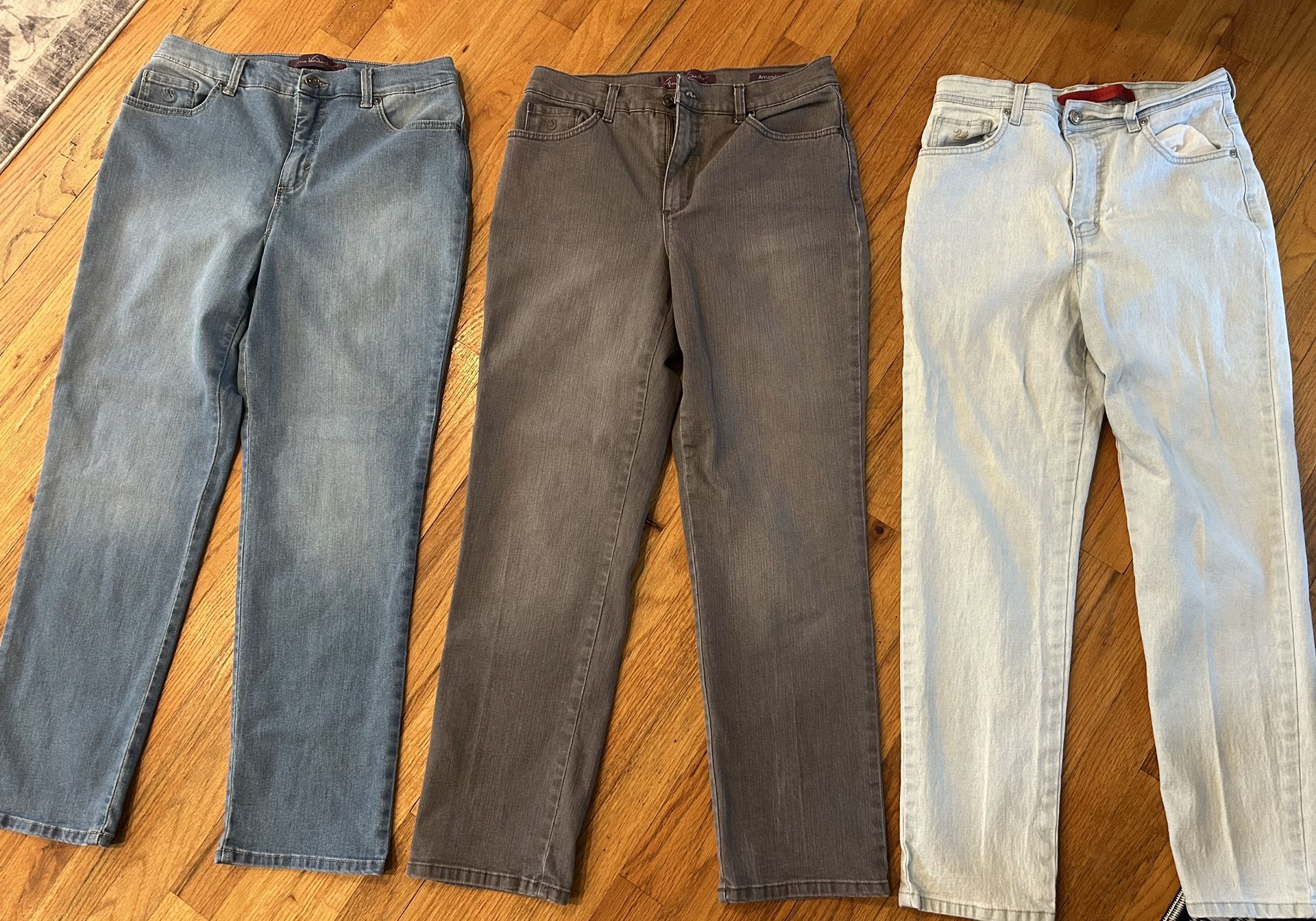 Jeans bundle size 10 Gloria Vanderbilt