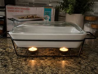 Brand New Baker with Warming Stand & Lid