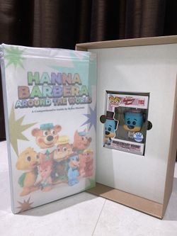 Funko Pop! Huckleberry Hound 5000 LE & HANNA BARBERA Book Bundle