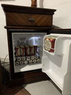 Mini Fridge 