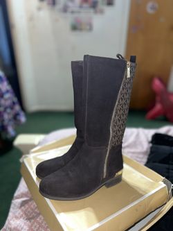 Michael Kors boots for girls size 1