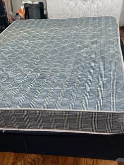 USED FULL SIZE MATTRESS ONLY