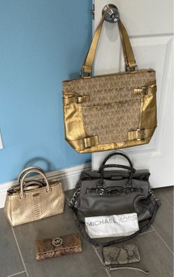Free Handbags/ Purses for Trade- Read Description