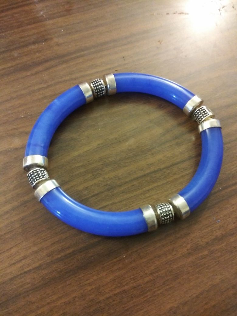 Blue stone..with 925 silver brasle