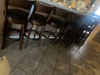 Barstool Chairs Great Condition