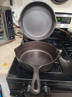 GRISWOLD CAST IRON HINGED DOUBLE SKILLET 1102 & 1103