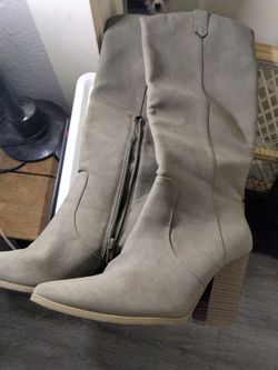 Woman's boots