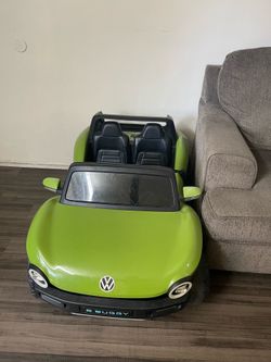 Kids car new battery new charger super Condishon Pick up Raseda and vanowen