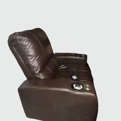 6 Seater Brown Leather Reclining Chairs And Cup Holders