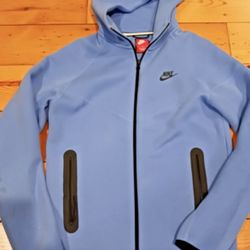 Men’s Small Blue Nike Tech 