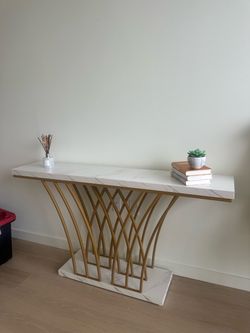 Hallway table
