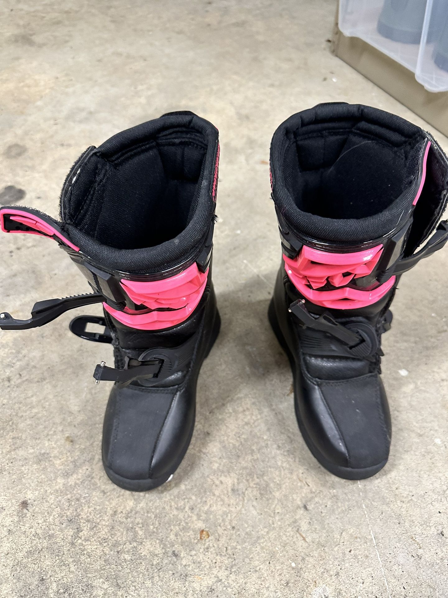 Youth ATV Boots Size 2 Fly Racing Brand