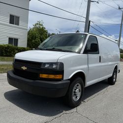 2021 Chevrolet Express 3500 Cargo Van