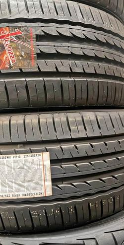 225 35 20 Tires