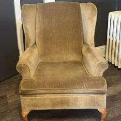 Comfy sitting chair
