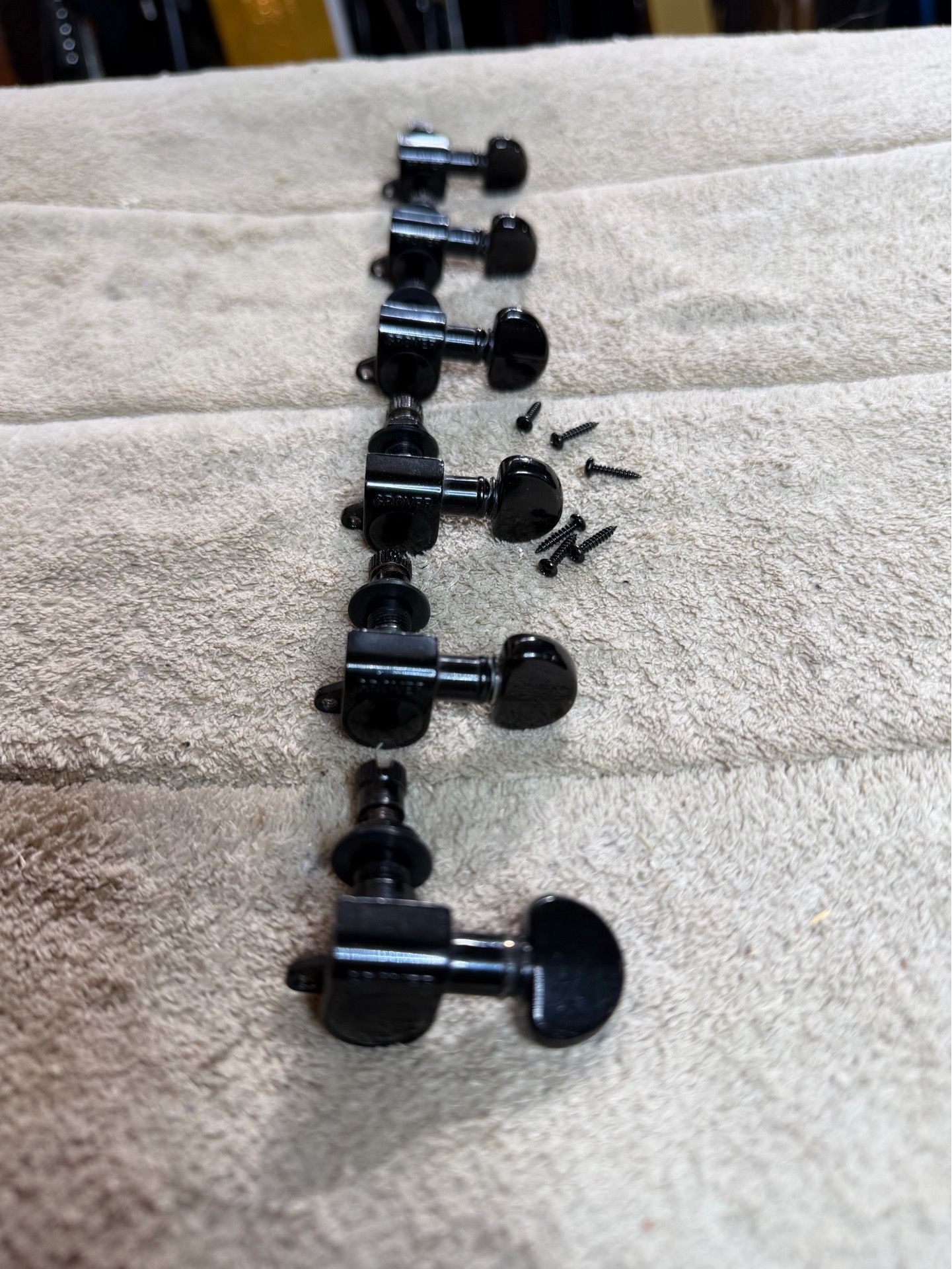 Grover RH 6 inline Black locking tuners